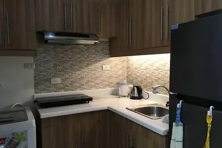Bed and breakfast 1 Bedroom For Rent South Zinnia Tower Quezon City Philippines Manila