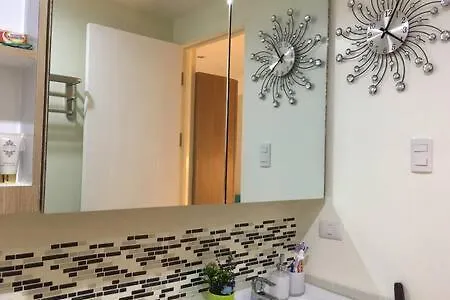 1 Bedroom For Rent South Zinnia Tower Quezon City Philippines Bed and breakfast Manila
